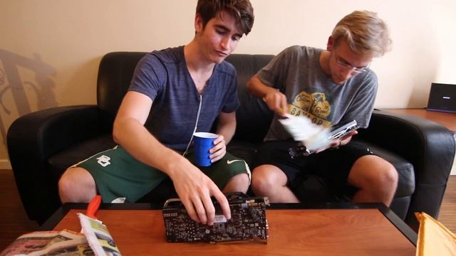 FREE Graphics Cards for Lance - 2 x NVIDIA GTX 770 Unboxing!!! смотреть онлайн