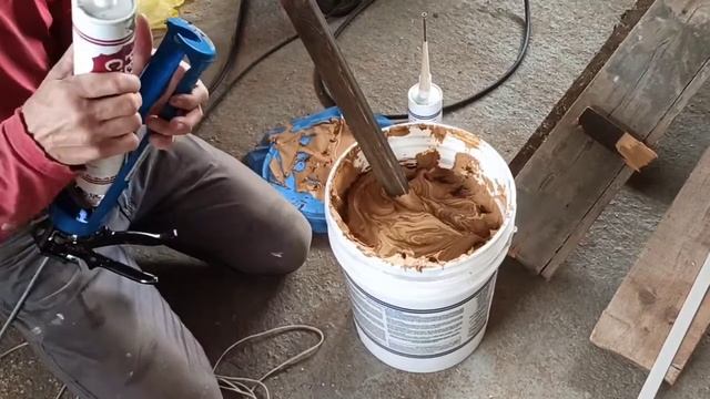 Как сэкономить герметик Perma-Chink смешивая разные цвета. смотреть онлайн