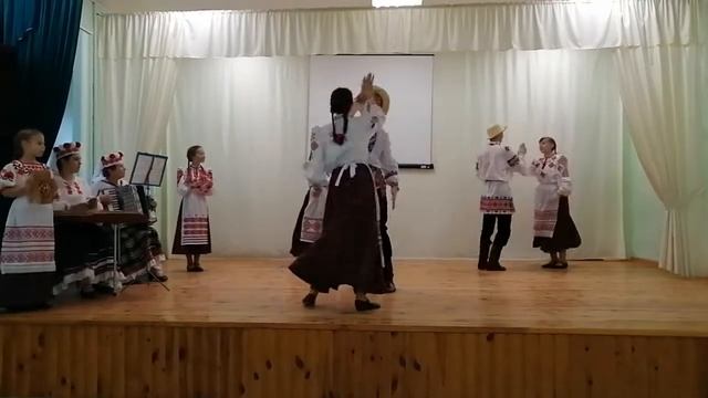 Венок бытовых танцев смотреть онлайн
