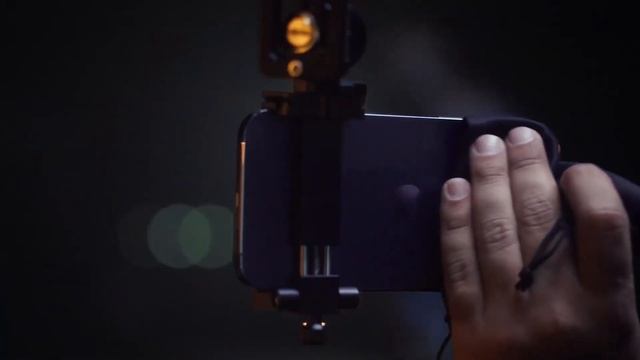 The iPhone 14 is Useless смотреть онлайн