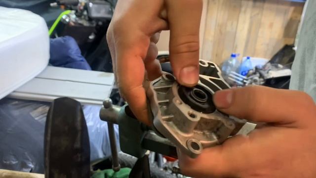 Ремонт помпы , замена ремкомплекта скутер : Gear 4t Jog 4t Vino 4t YAMAHA VOX 50 смотреть онлайн