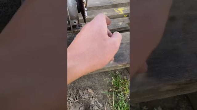 Как заменить сайлентблоки на моторе 139qmb. Подходят от жигулей #139qmb #city #мопед #скутер смотреть онлайн