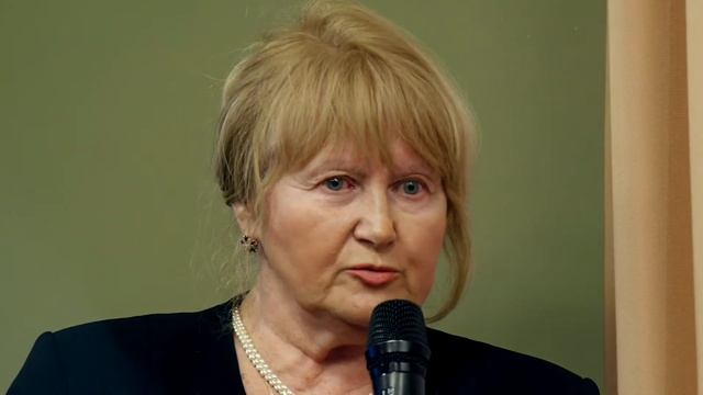 Неделя французской психиатрии 205 Людмила Кирилова Расстройства Аутистического спектра смотреть онлайн