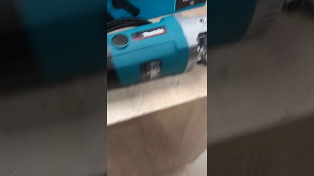 Makita 9069 новая смотреть онлайн