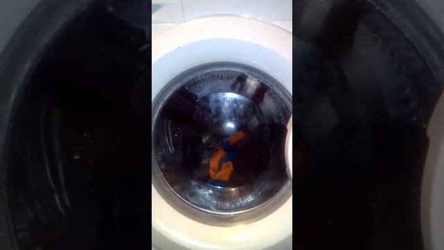 для дитей стирает машинка ))) смотреть онлайн
