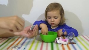 Животные корова Орбиз c разноцветными шариками Orbeez Pick Up Pets set