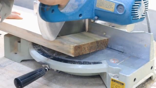 DIY table from iron and wood easily / Metal frame furniture table смотреть онлайн