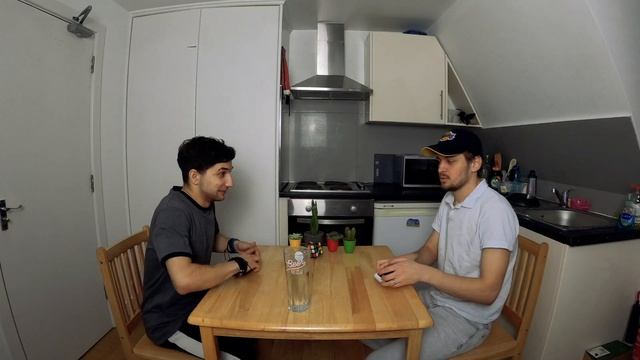 ВОДА Challenge \ Рассказываю РУССКИЕ ШУТКИ Китайцу смотреть онлайн