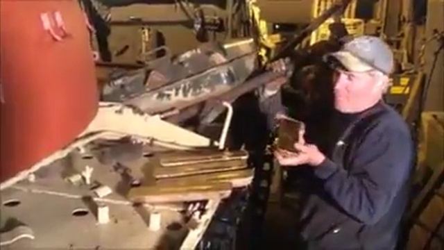 Золотые слитки в танке