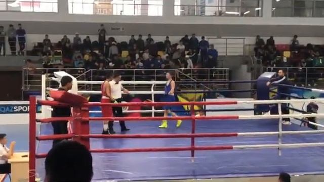 чемпионат казахстана по боксу среди юношей 2008-2009 четвертьфинал Мухаммаддияр Бейбарыс смотреть онлайн