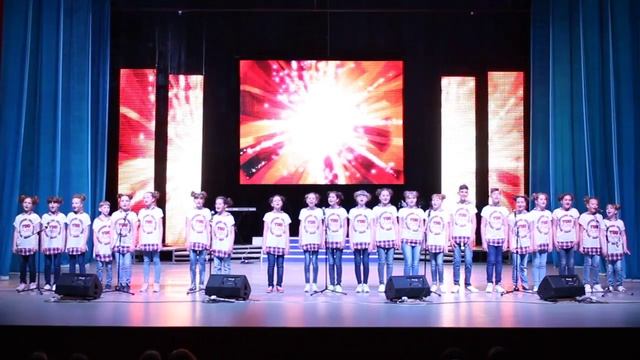 Ансамбль "Планета KIDS" НСЭВ "Соняшник" - "А що таке щастя" смотреть онлайн