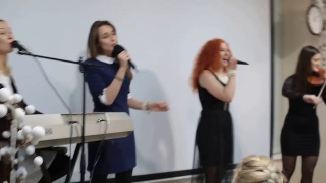 Вася Ильченко Абба ДЕВУШКИ КЛАССНО ПОЮТ! МОЛОДЦЫ!!! смотреть онлайн