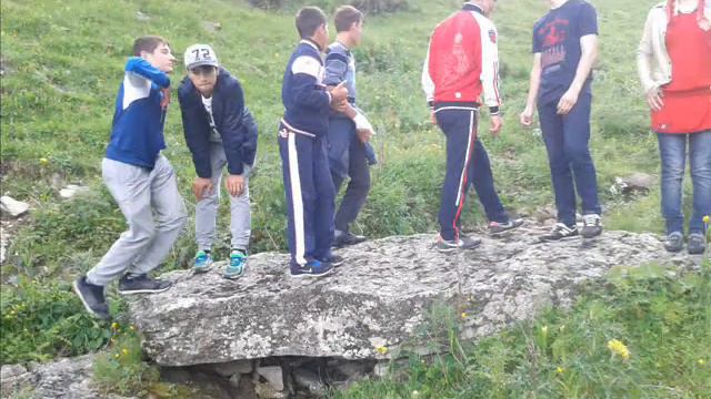 Алмак. Поход в горы смотреть онлайн