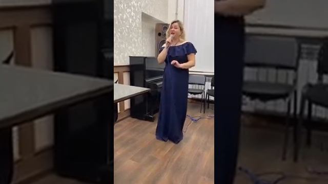 Ты говоришь мне о любви(сл.Л.Дербенёва и И.Шаферана,муз.Э.Колмановского)исп.Людмила Мареи смотреть онлайн