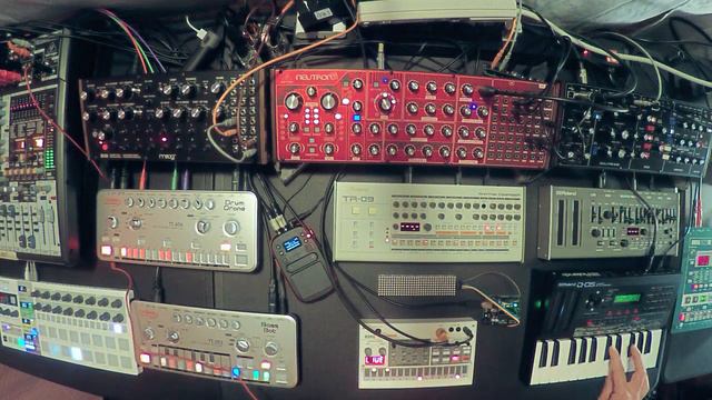 featuring TR-09 SH-01A D-05 EA-1 Sample - Live Psytrance Jam - 2019-11-30 смотреть онлайн