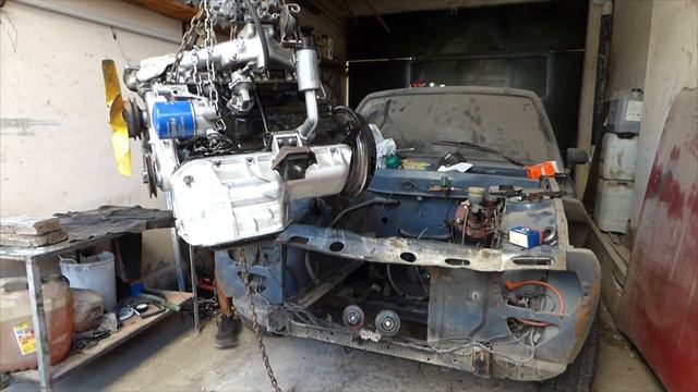 Primer arranque del peugeot 504 | PEUGEOT 504 83' смотреть онлайн