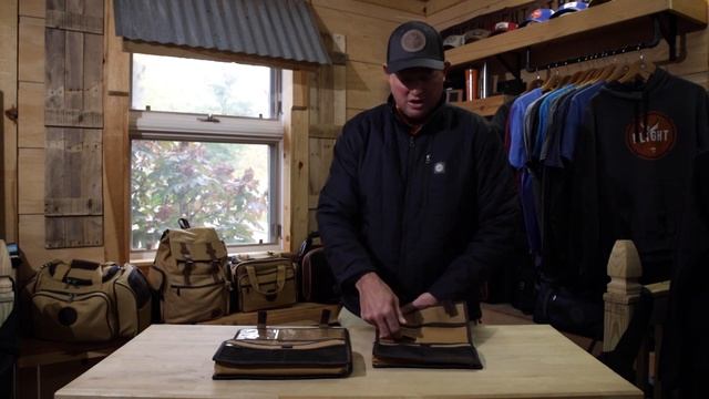Flight Outfitters: BUSH PILOT LOGBOOK CASE смотреть онлайн