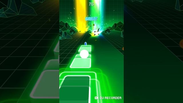 Игра TILES HOP ОБЫЧНАЯ ВЕРСИЯ. ПОСТАВИЛИ РЕКОРД! смотреть онлайн