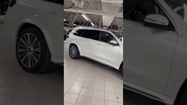 Переделали GLS 167 в GLS Maybach - внешний обзор смотреть онлайн