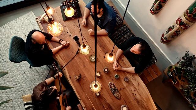 Crown Compass - Gilbert (acoustic) смотреть онлайн