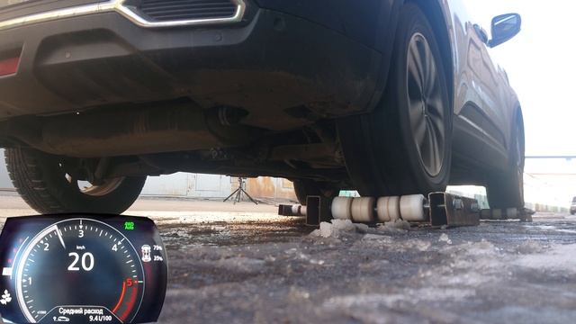 Как гребет Renault Koleos? смотреть онлайн