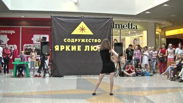 KAI- k-pop fest 2015 в ТЦ "Глобус" от Содружества "Яркие люди" смотреть онлайн