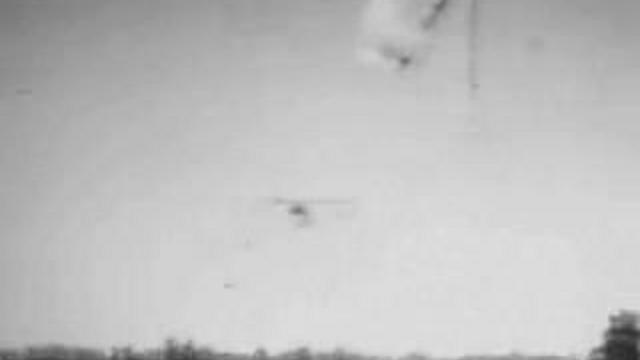 После посадки"С-130,"отвалилась часть правой плоскости смотреть онлайн