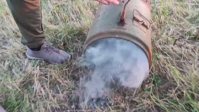 ?МОЩНЫЕ Петарды + БОЧКА НА 100 Литров ? ТОП 50 ПЕТАРД В Армейской Бочке | РОЗЫГРЫШ смотреть онлайн