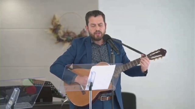 Не опоздайте ближнего любить... Стихи Анны Вельк, мелодия её сёстры Деер. смотреть онлайн