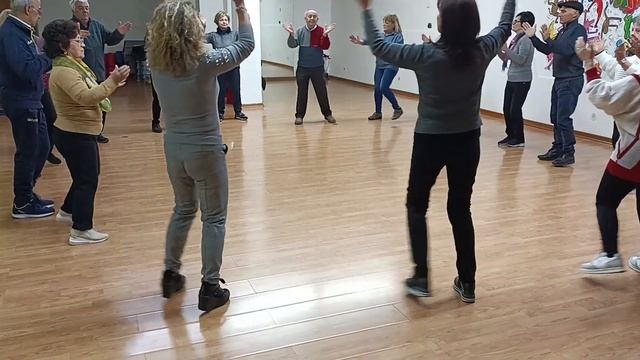 tarantella in cerchio 2023 смотреть онлайн