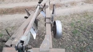 Пахота ЮМЗ-6 лучше чем МТЗ-80. Расход солярки в пахоте ЮМЗ-6. ПЛН 3-35 пашет не хуже чем Lemken