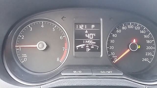 Фольц Поло,прогрев двигателя. смотреть онлайн