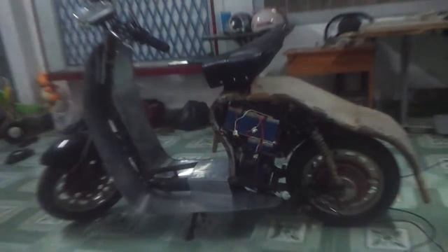 Lambretta dien tu che смотреть онлайн