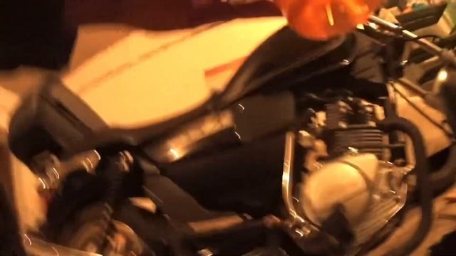 Замена масла на мотоцикле Jianshe. 154FMI, 125cc. смотреть онлайн