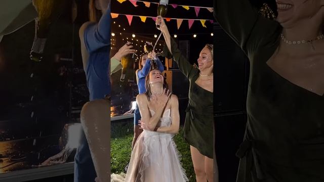 СУМАСШЕДШЕЕ ОКОНЧАНИЕ СВАДЬБЫ! Топ идея! #ведущийнавечеринку #ведущиймосква #идеинасвадьбу смотреть онлайн