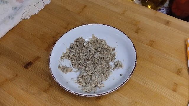 КАК я готовлю Уху Просто Быстро и Бюджетно?Наваристая Уха из остатков! Mackerel Fish SOUP Very Tast смотреть онлайн