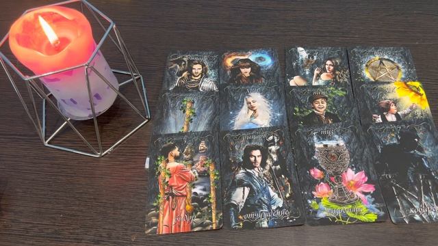 О чем расскажет нам колода? #гаданиеонлайн #прогнозтаро #предсказания смотреть онлайн