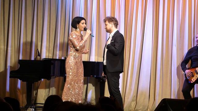 Алла Рид и Артем Верхолашин - Дай мне руку (bk.mirt@mail.ru) смотреть онлайн