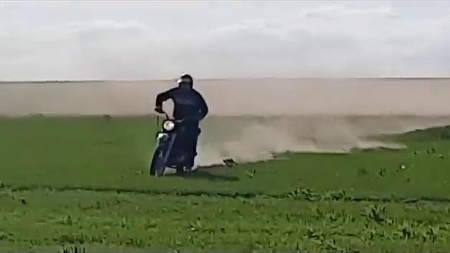 иж планета валит...? #иж#планета#аппарат#эндуро#псих на иже# смотреть онлайн