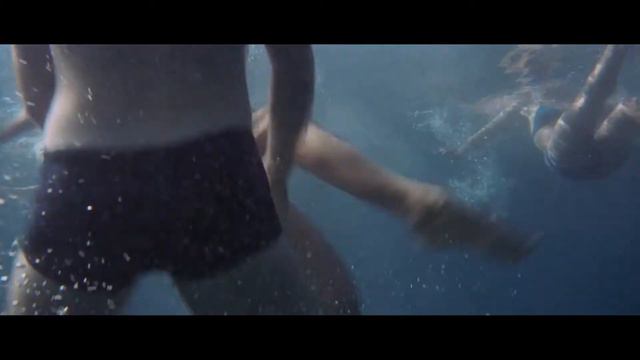 JAWS (1975)  Trailer #1 - Roy Scheider - Robert Shaw - Richard Dreyfuss