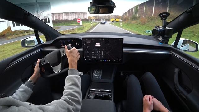 Tesla Model X Plaid 2023 Facelift - The Outrageous EV SUV Receives Some Intensive Updates !