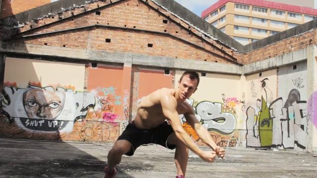 IKIN SHAKE IT Photoshoot : Behind the Scenes смотреть онлайн