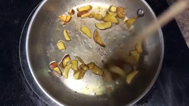 Eating Baorangia bicolor смотреть онлайн