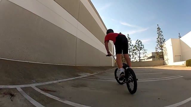 Ice Bmx- Street Mixtape смотреть онлайн