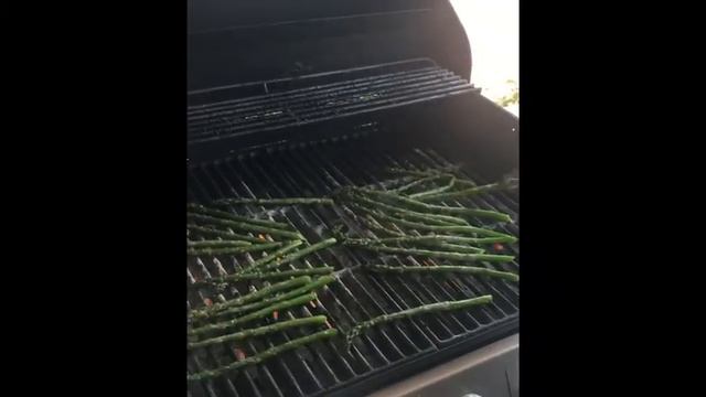 Grilled frozen Asparagus