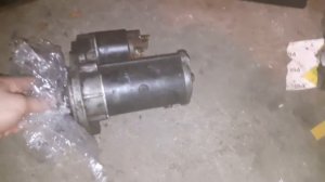 Копия видео "Как снять стартер от мерседеса в210. How to remove starter from Mercedes в210."