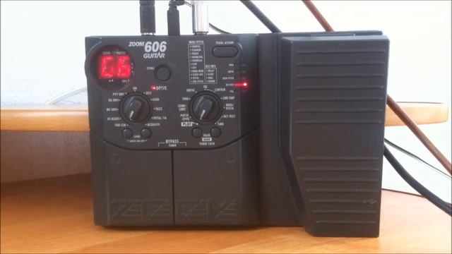 Гитарный процессор ZOOM 606 Guitar effects смотреть онлайн