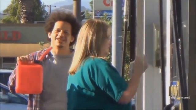 The Eric Andre Show "Daddy Got His Juice" but in reverse.... смотреть онлайн