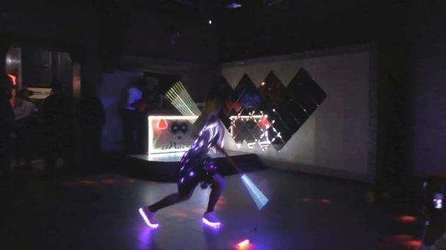 Световое шоу. Плужникова Дарья. Еще больше света!) смотреть онлайн