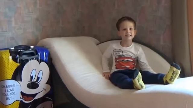 КАК МЕНЯЛСЯ МИСТЕР МАКС